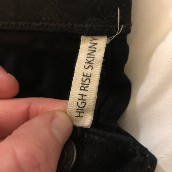 RAG & BONE skinny jeans worn once w stretch ( these make your butt look 👍 - Picture 13 of 14